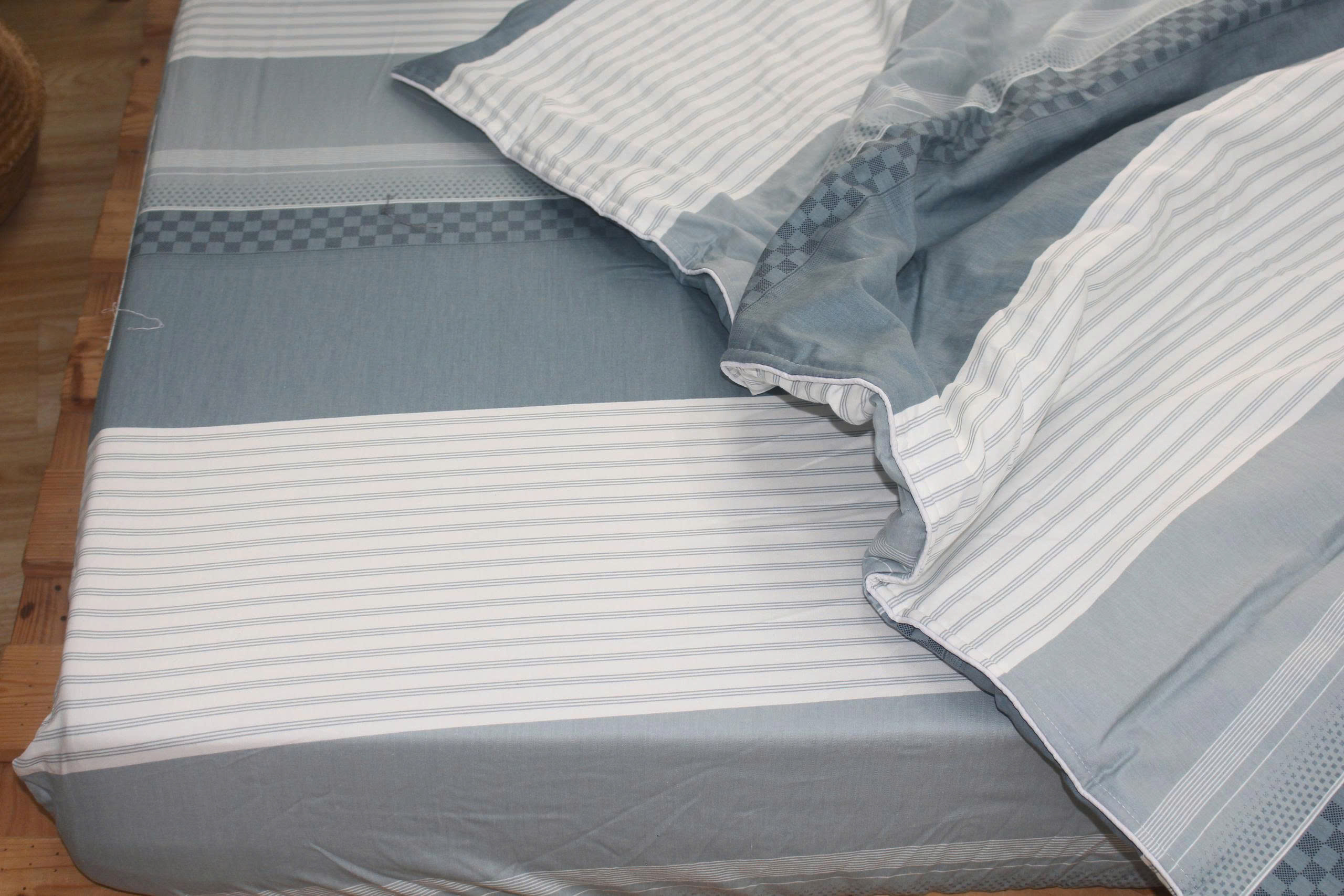 Bộ drap gối KHA LY - 100% cotton thiên nhiên Sọc Ngang Xám